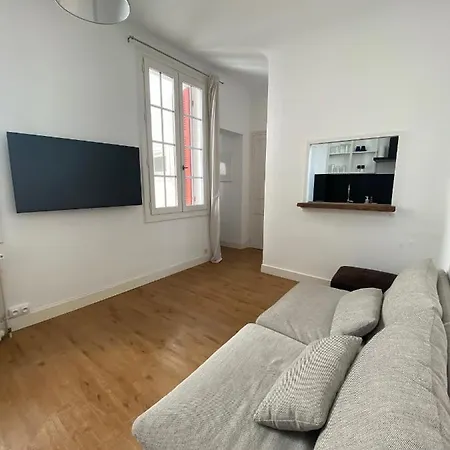 Charmant Studio A 50 Metres De La Grande Plage